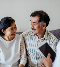 A couple getting along during Couples Therapy Peoria IL